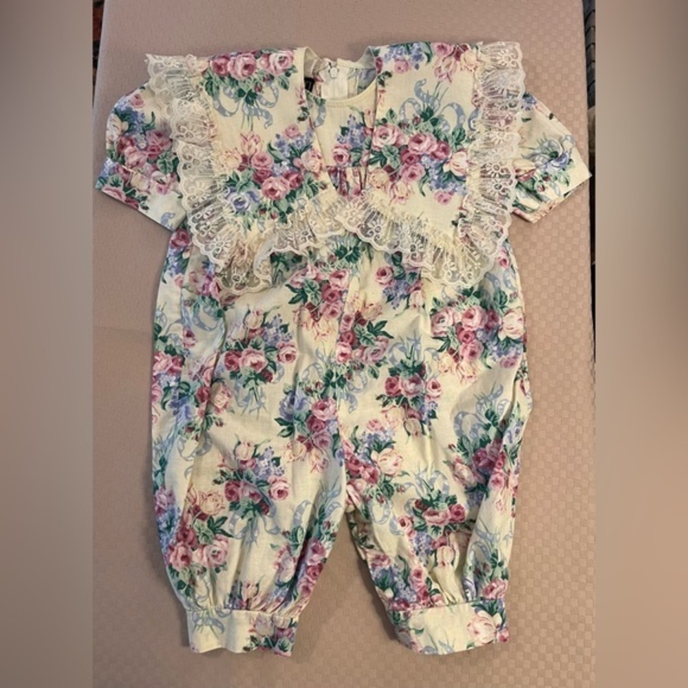 Paris Vienna vintage little girl’s floral romper onesie with removable collar.
